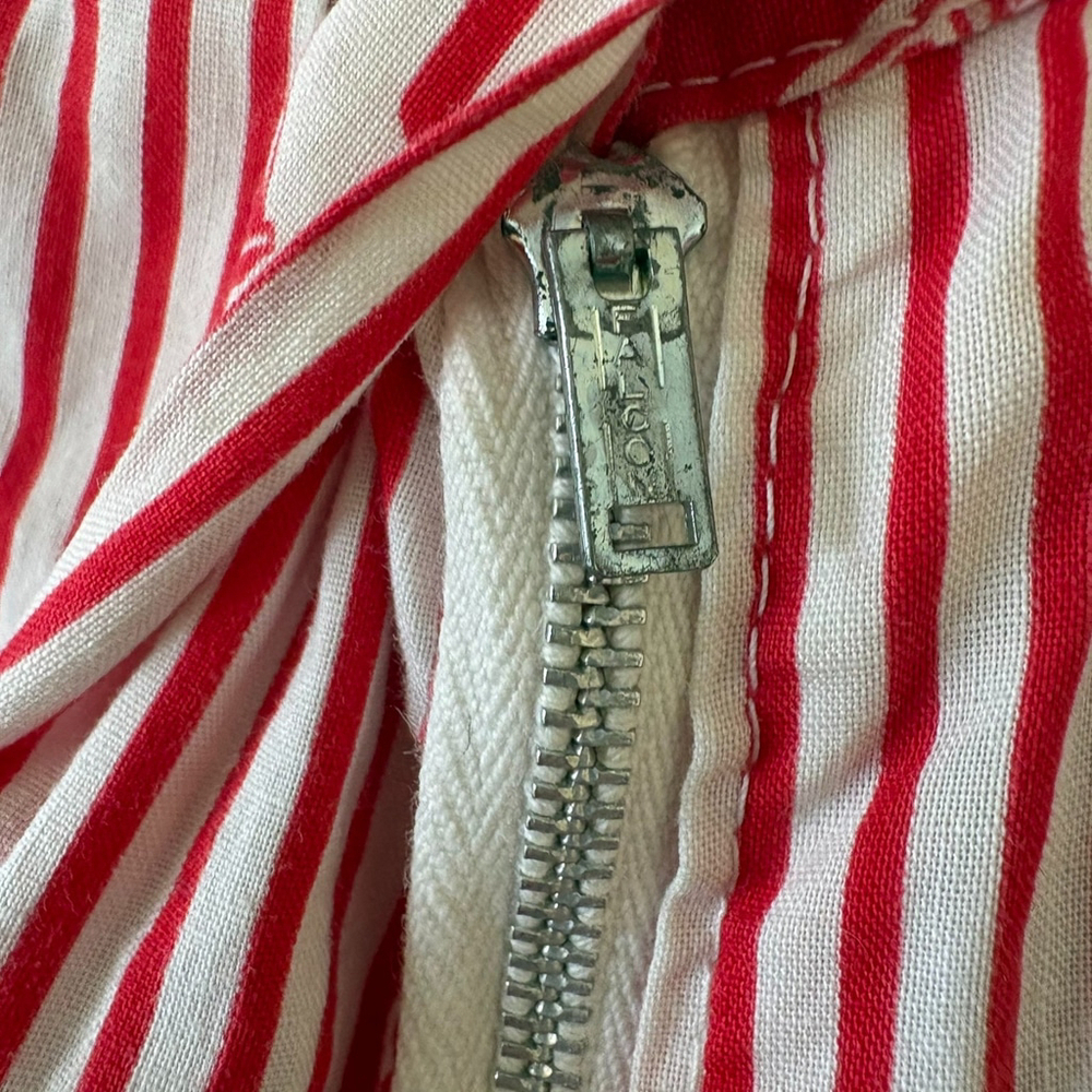 Vintage 1950s Red White Stripe Carriage Print Circle Skirt XXS XS - Picture 7 of 8